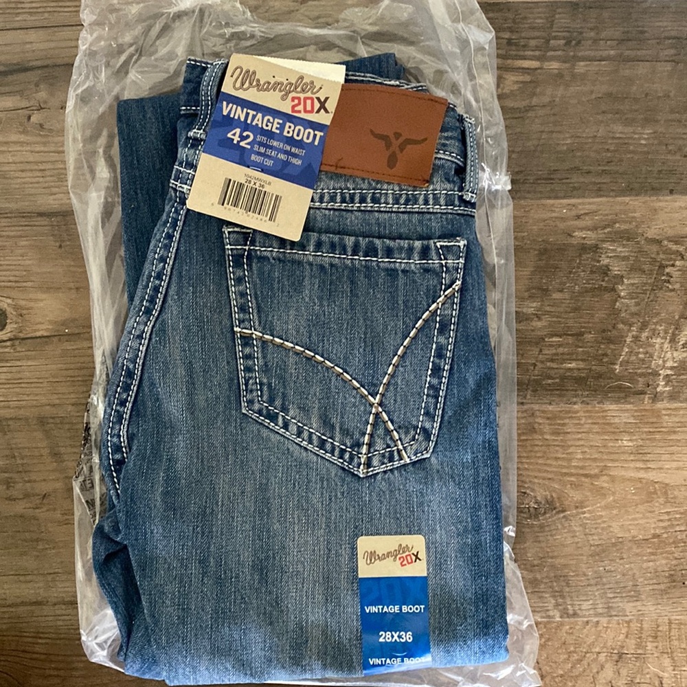 Men’s Wrangler Vintage Boot Jeans - 28x36 - NWT